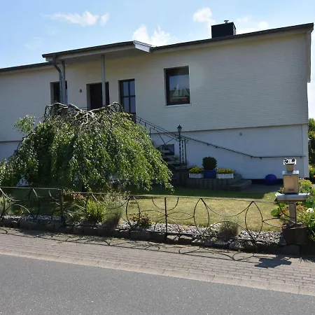 Апартаменты Plush With Garden In Bastorf